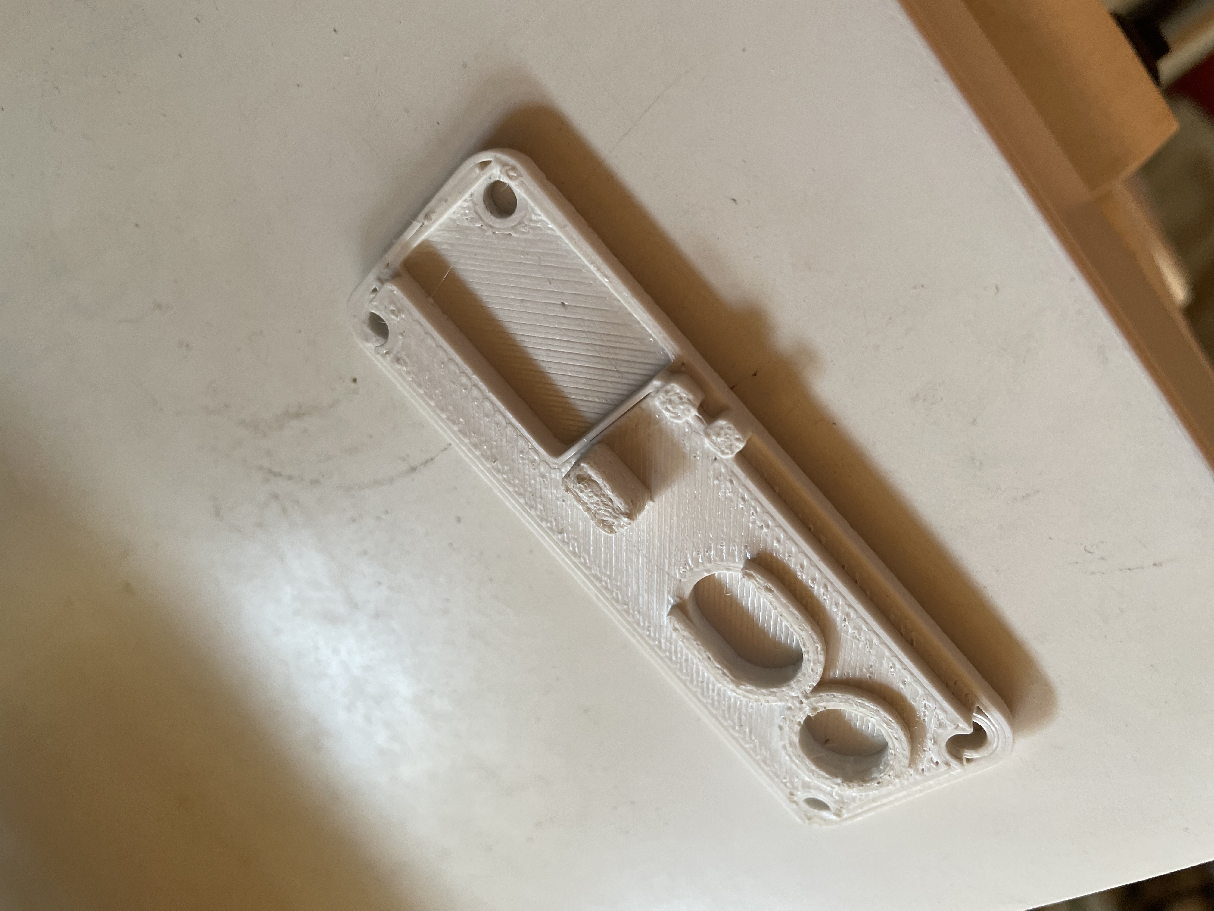 Improved lid for filament width sensor