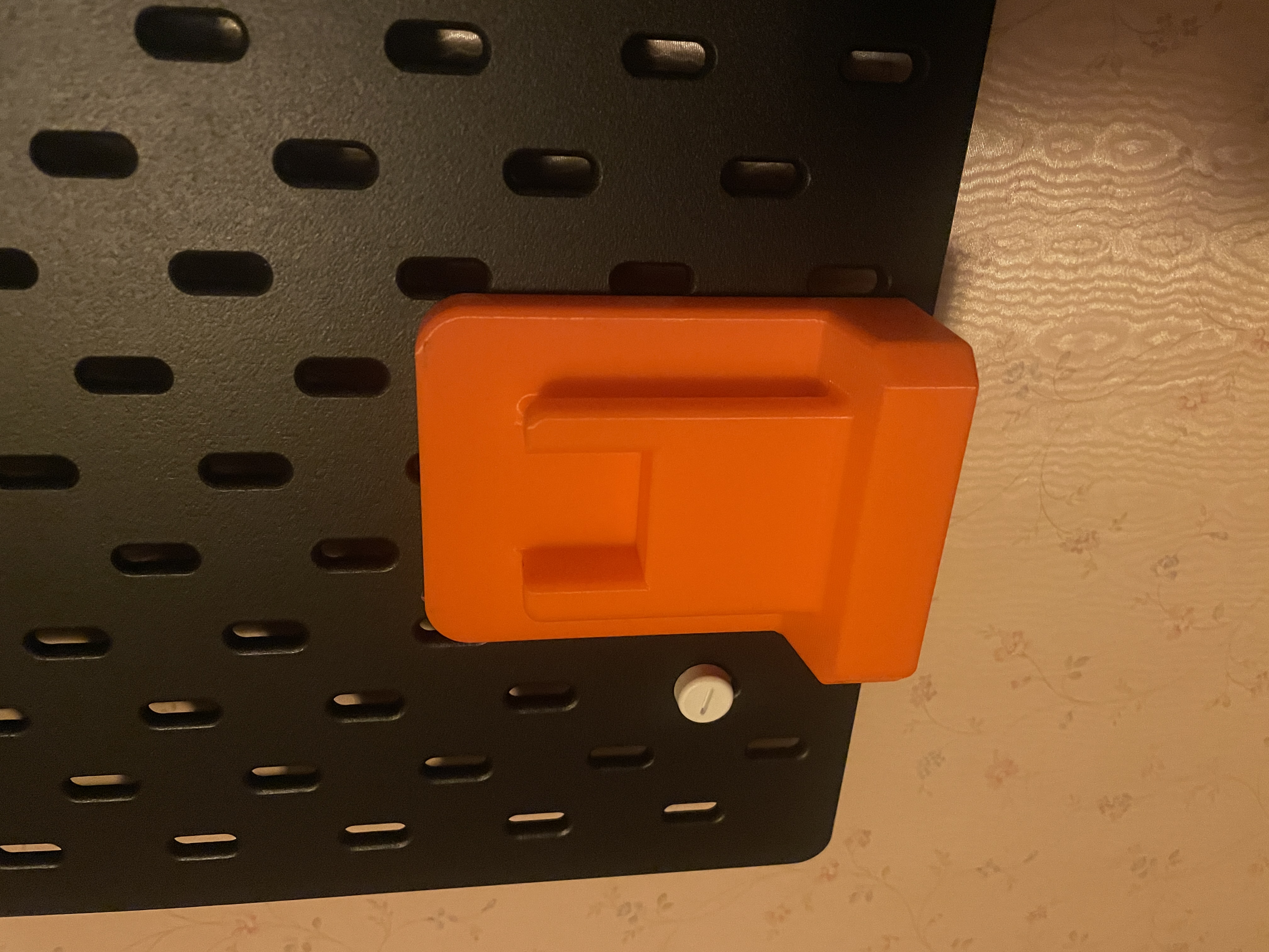 Milwaukee Skadis Tool Holder