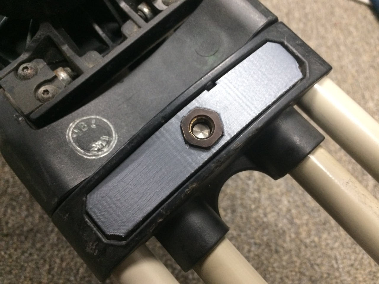 Vinten Tripod Leg Lock by Pete Prodoehl Download free STL model