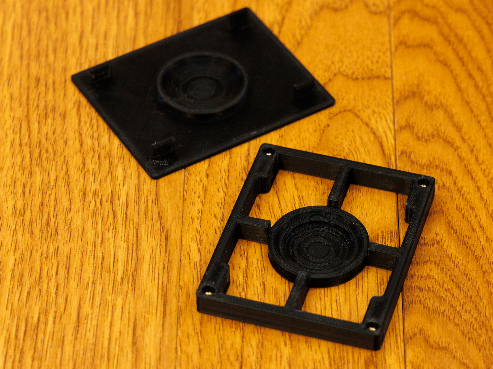 Hard Drive Mount for Apple AirTag
