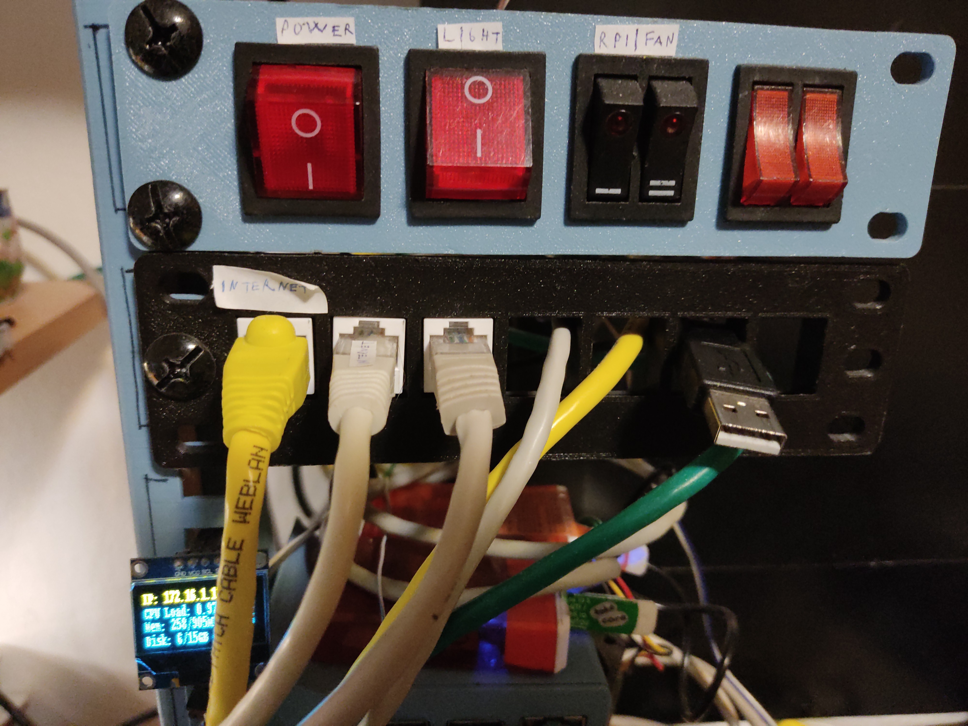 7 patch panel 1U