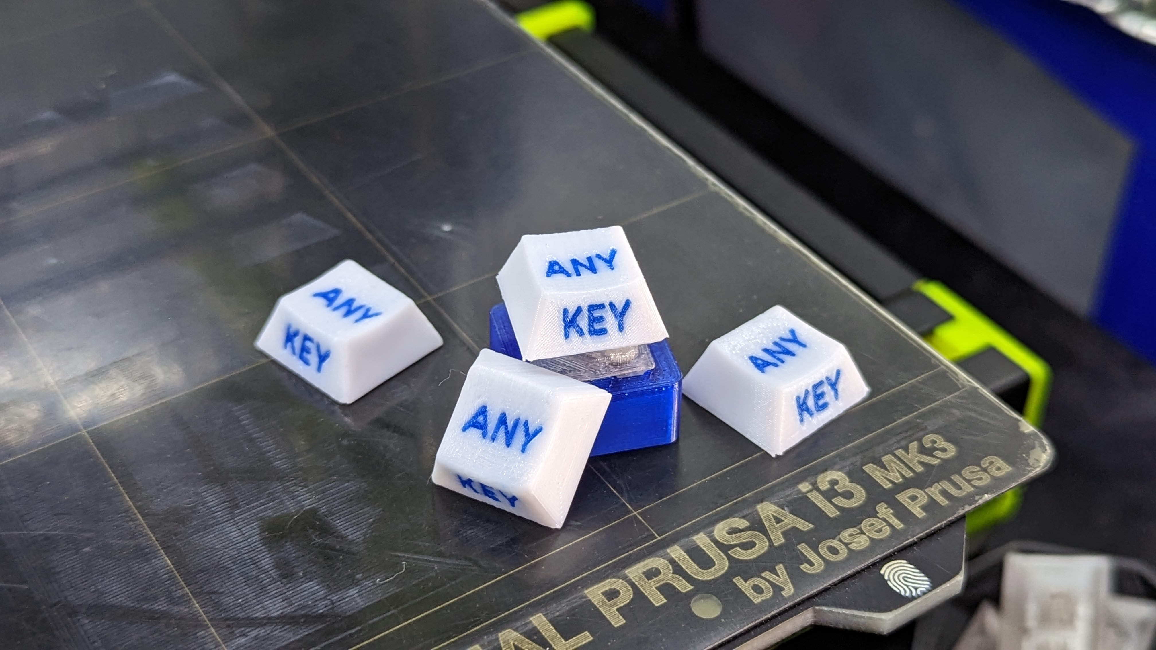 Perfect Any Key (Cherry MX stem, multi-material)
