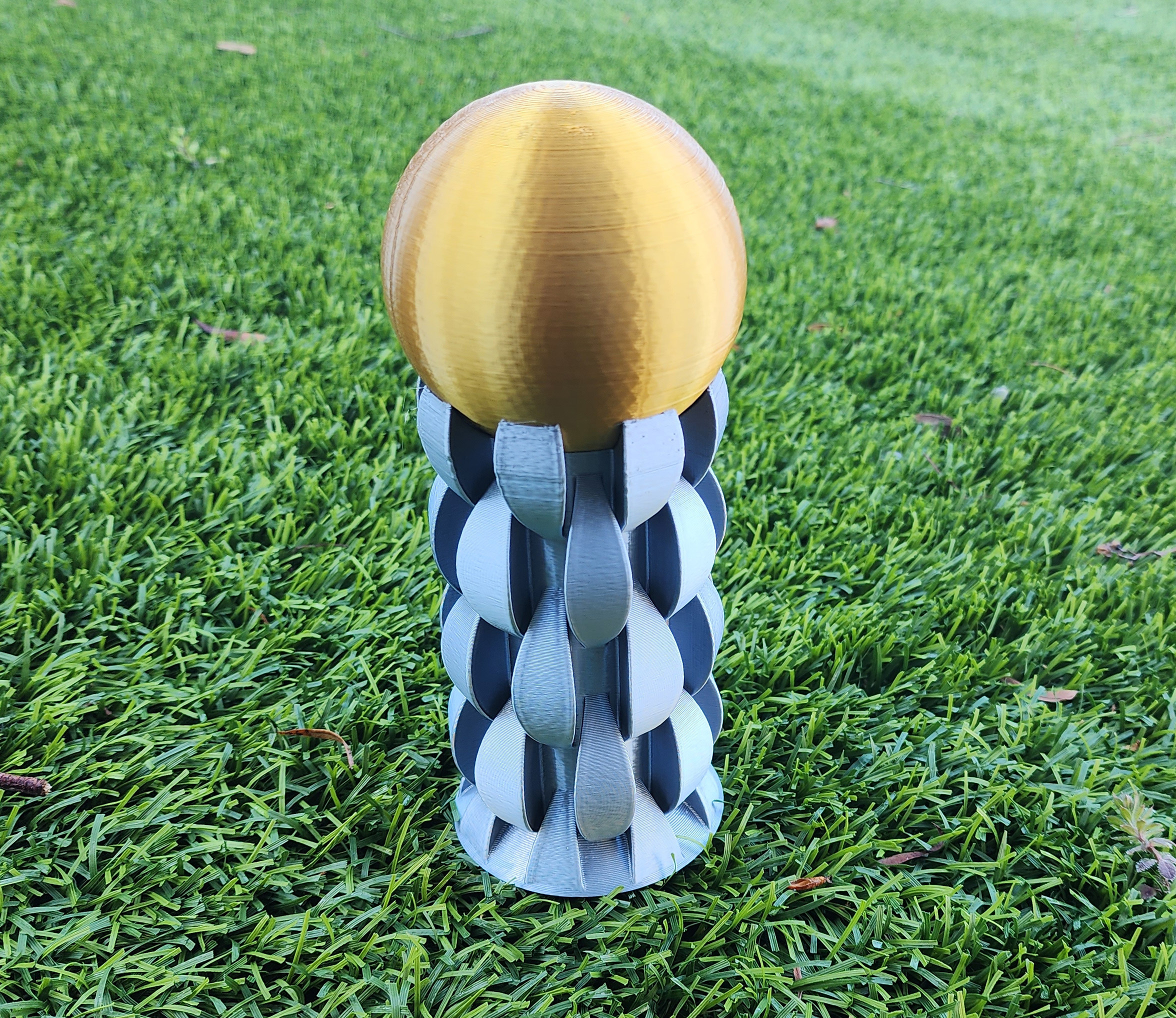 Miniatura 8 do modelo 3D Elegant Trophy 2-Piece Customizable