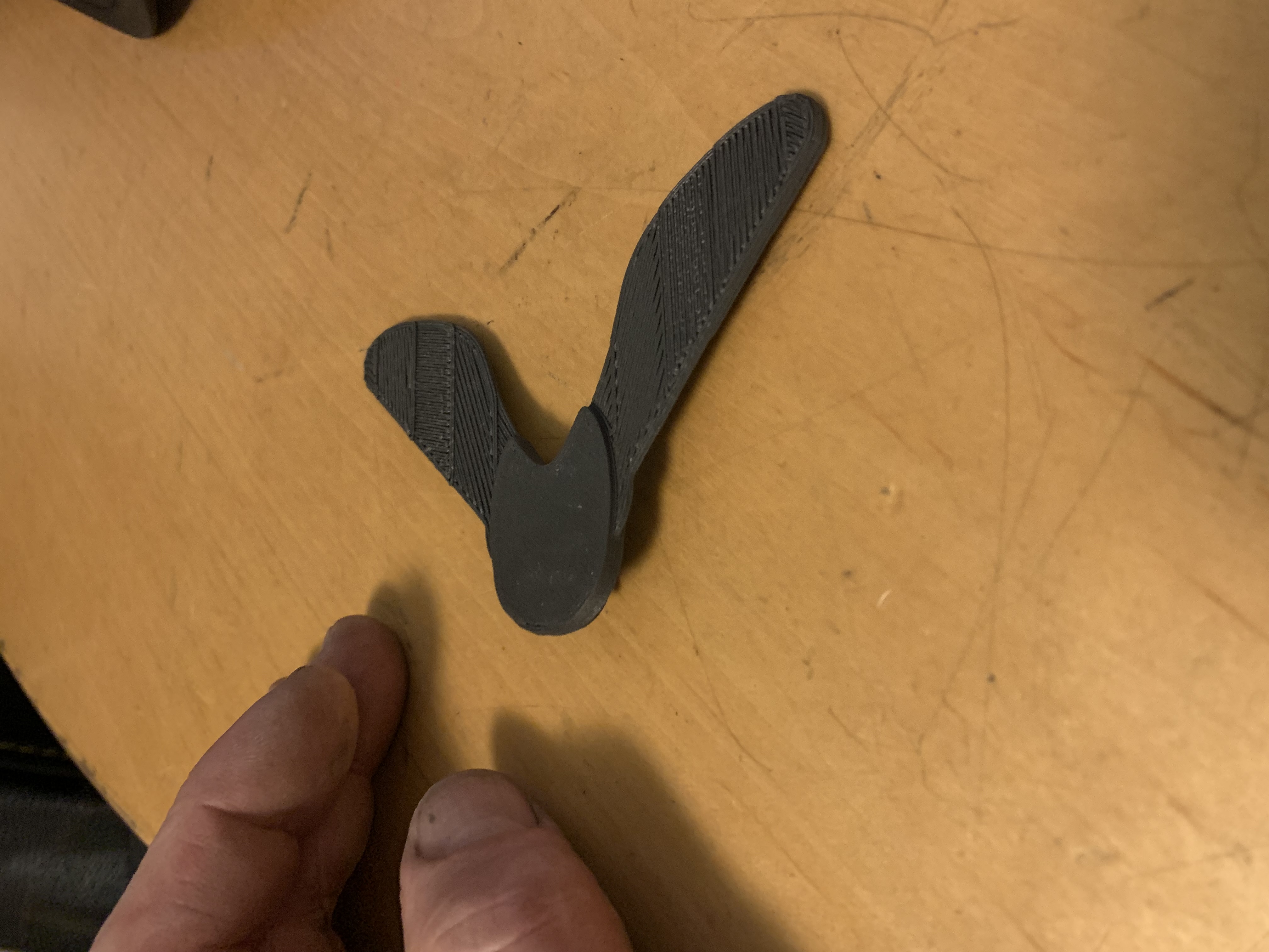 flying thing maple seed with hook for slingshot