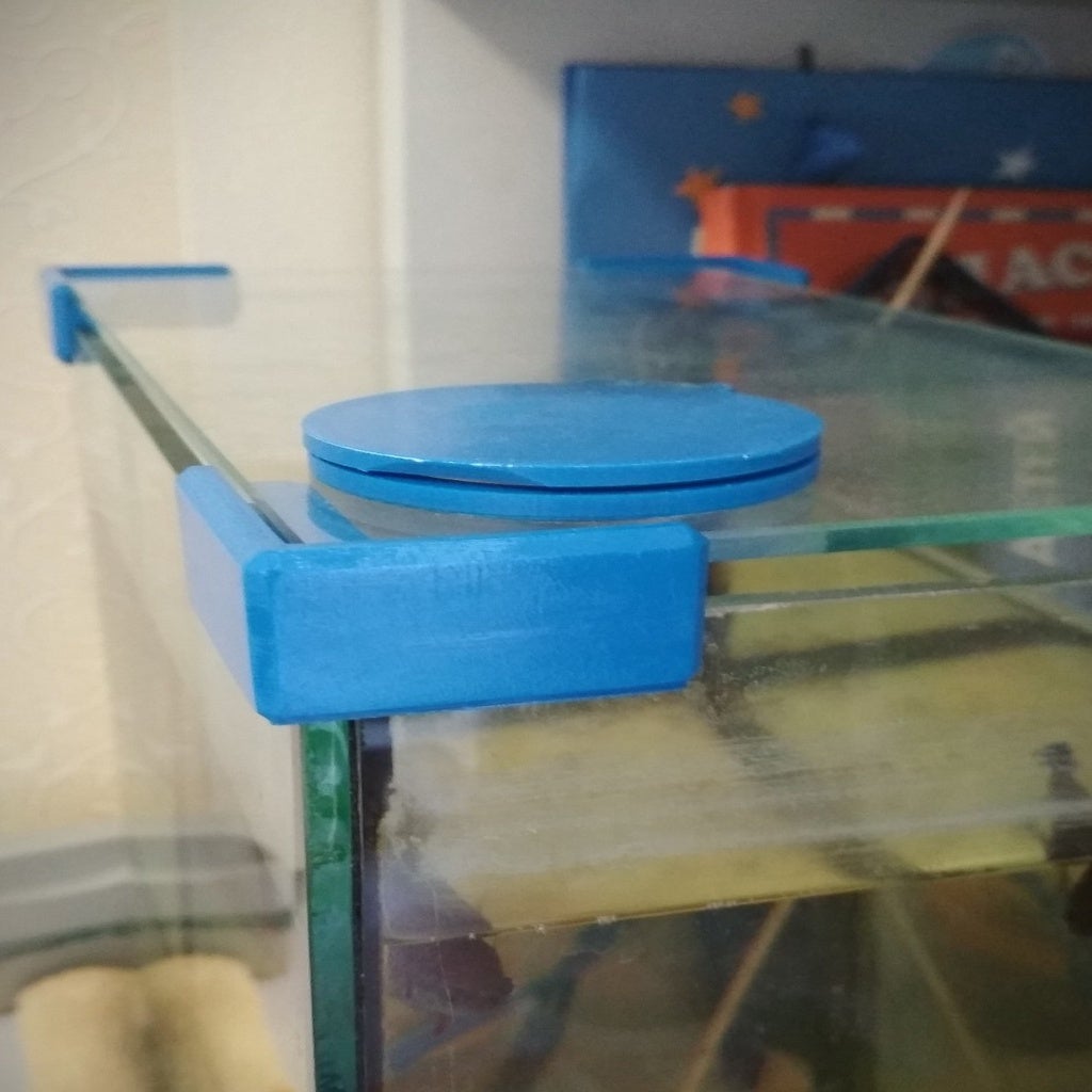 aquarium cover glass with feeder by Slaavkoo Download free STL model