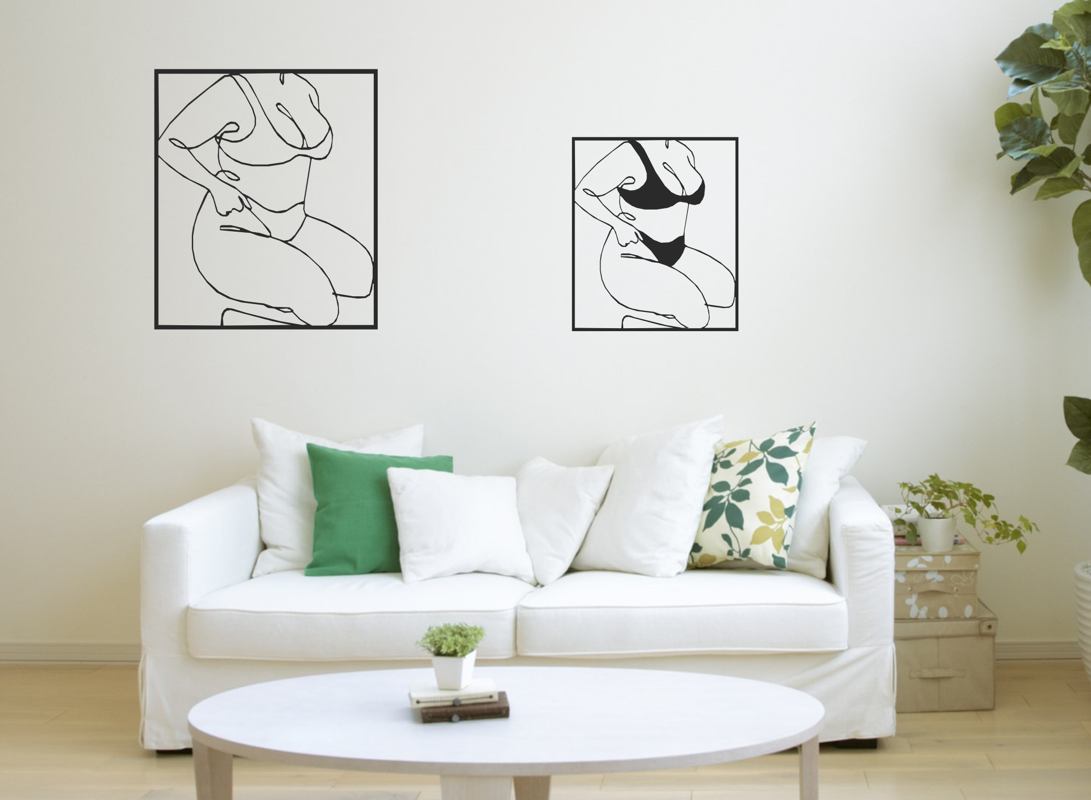 Woman kneeing - Wall Art Decor