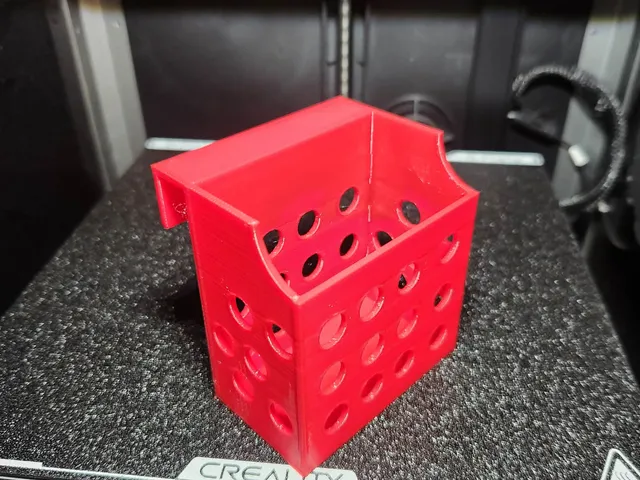 Small hanging box