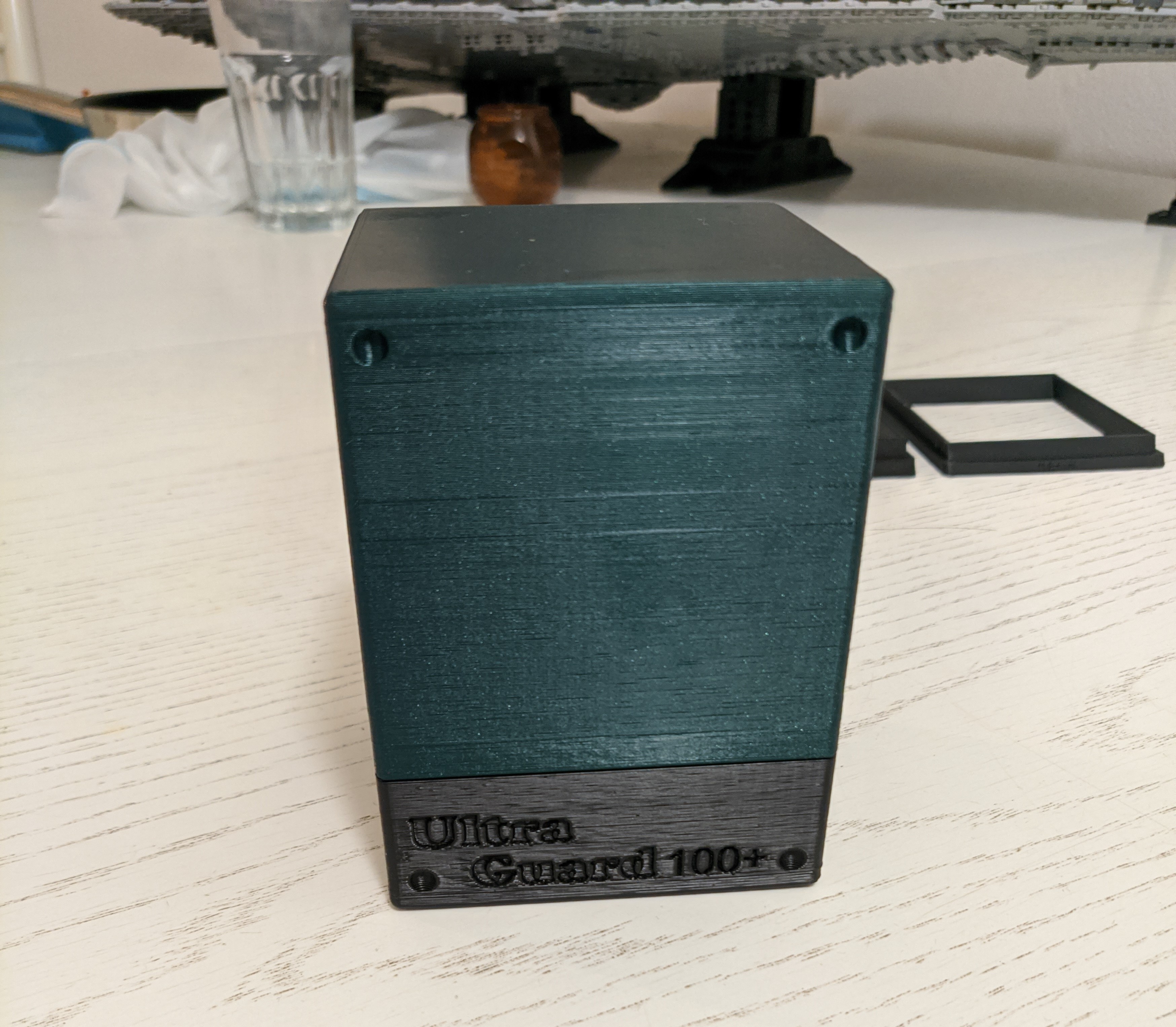 Ultra Guard Pro 100+ MTG Deck Box tighter bottom tolorances