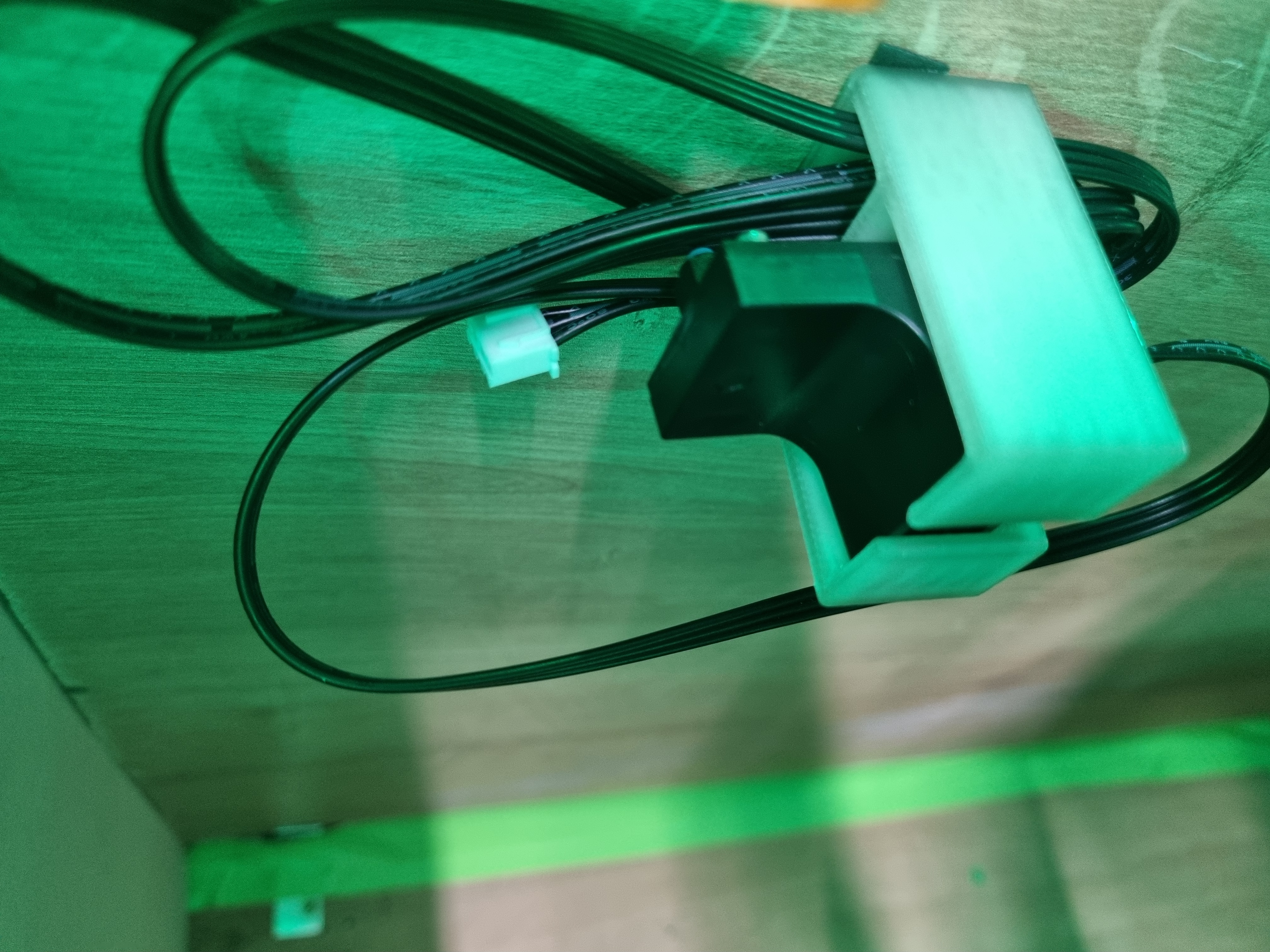 V400 probe holder