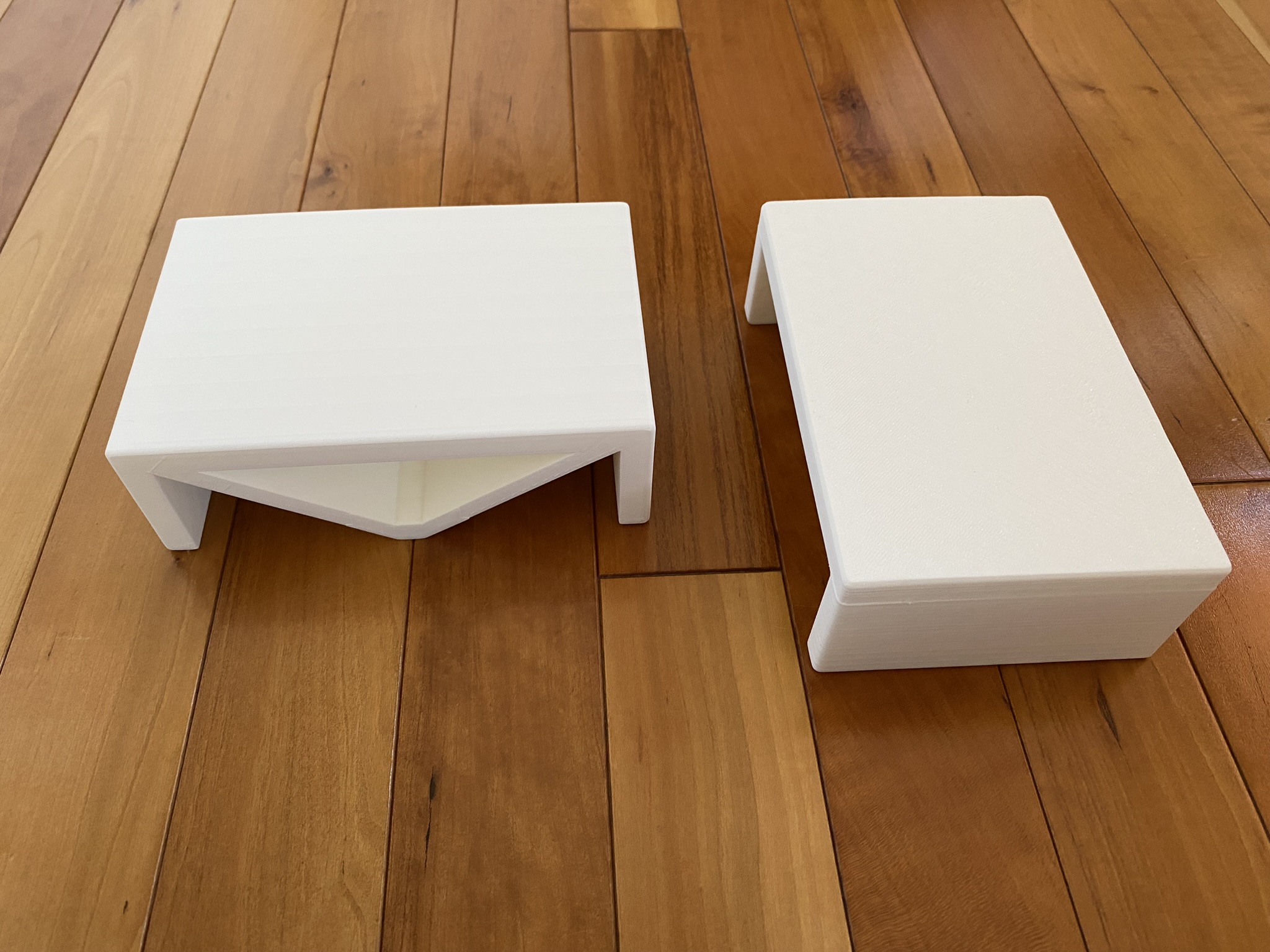 simple-parameterised-table-by-chris-thompson-download-free-stl-model