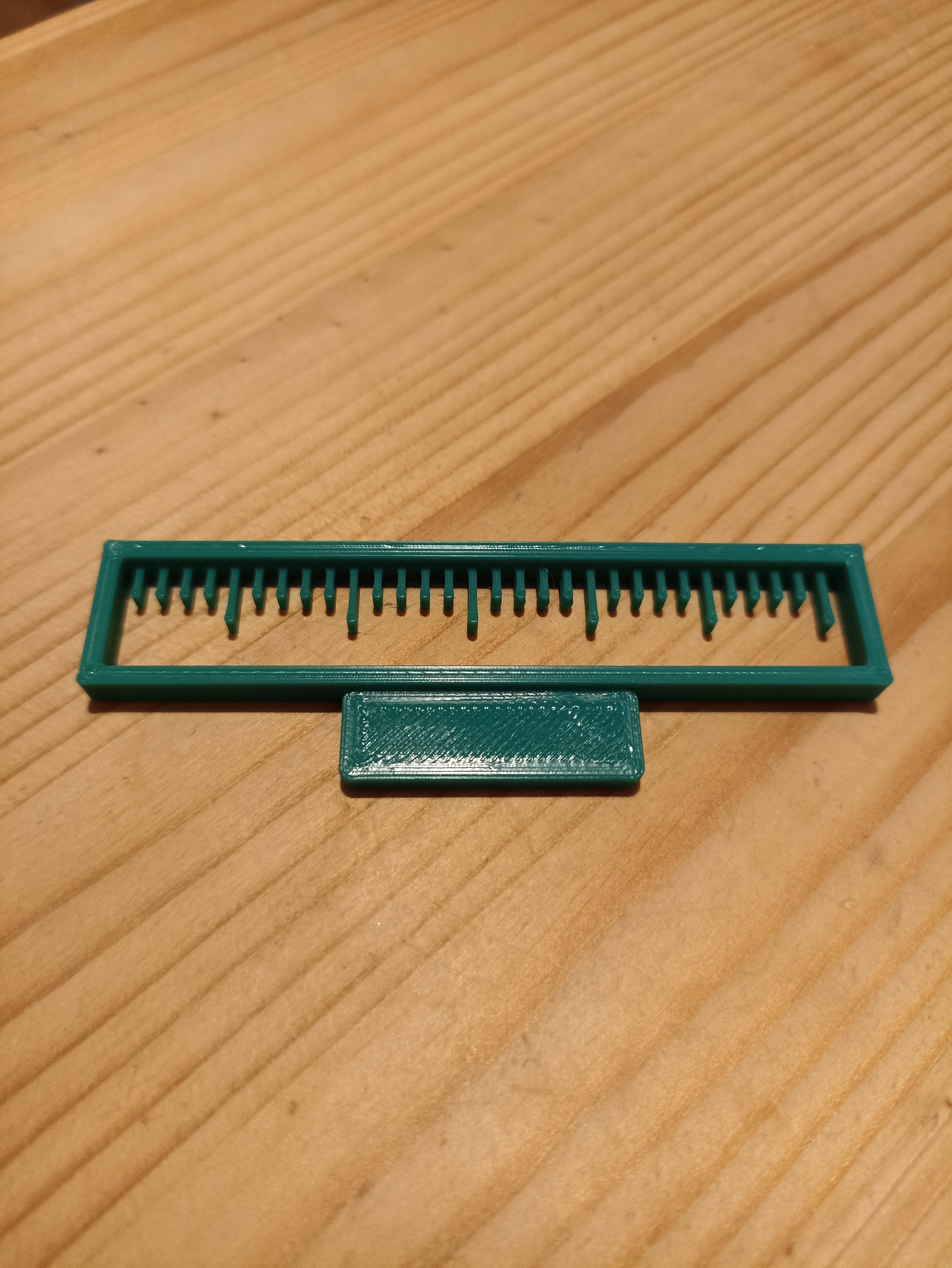 Hardhat decoration ruler — thumbnail 3