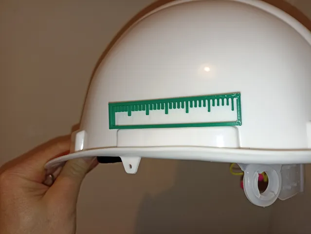 Hardhat decoration ruler