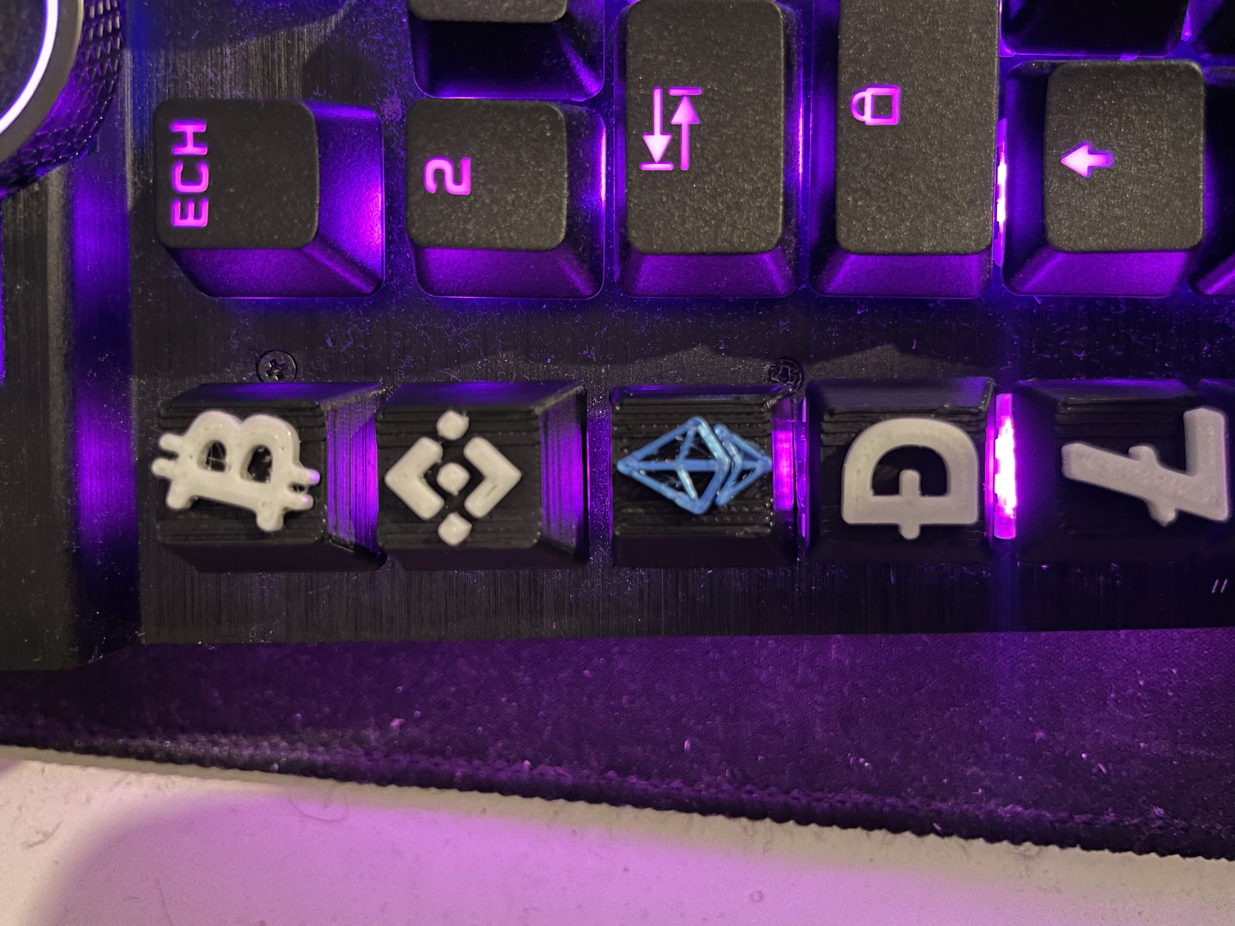 Miniatura 3 do modelo 3D Keycap Crypto