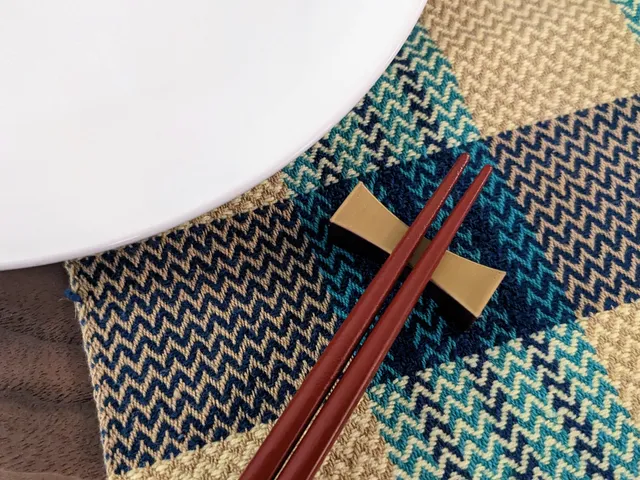 chopstick rest