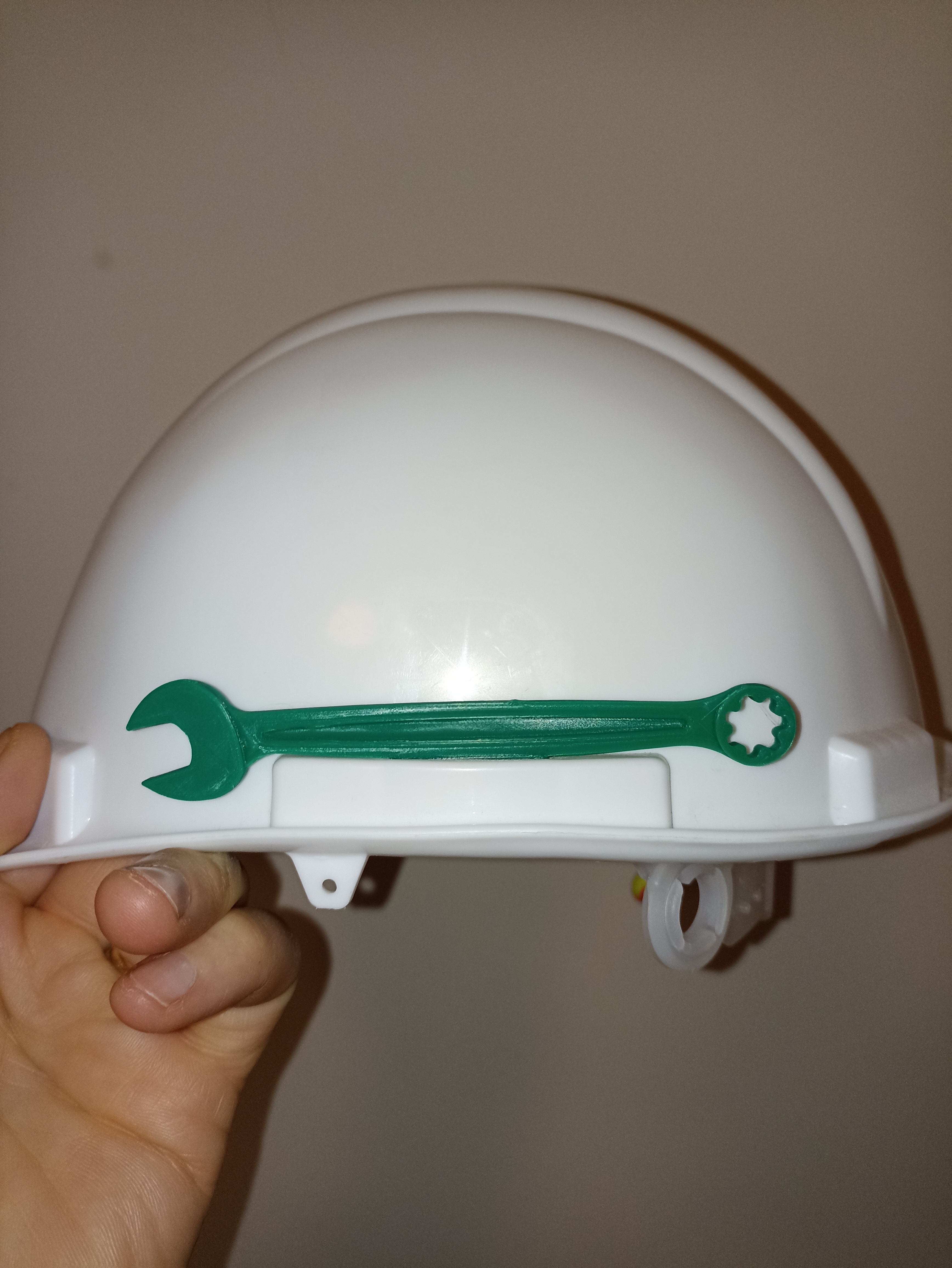 Hardhat decoration wrench