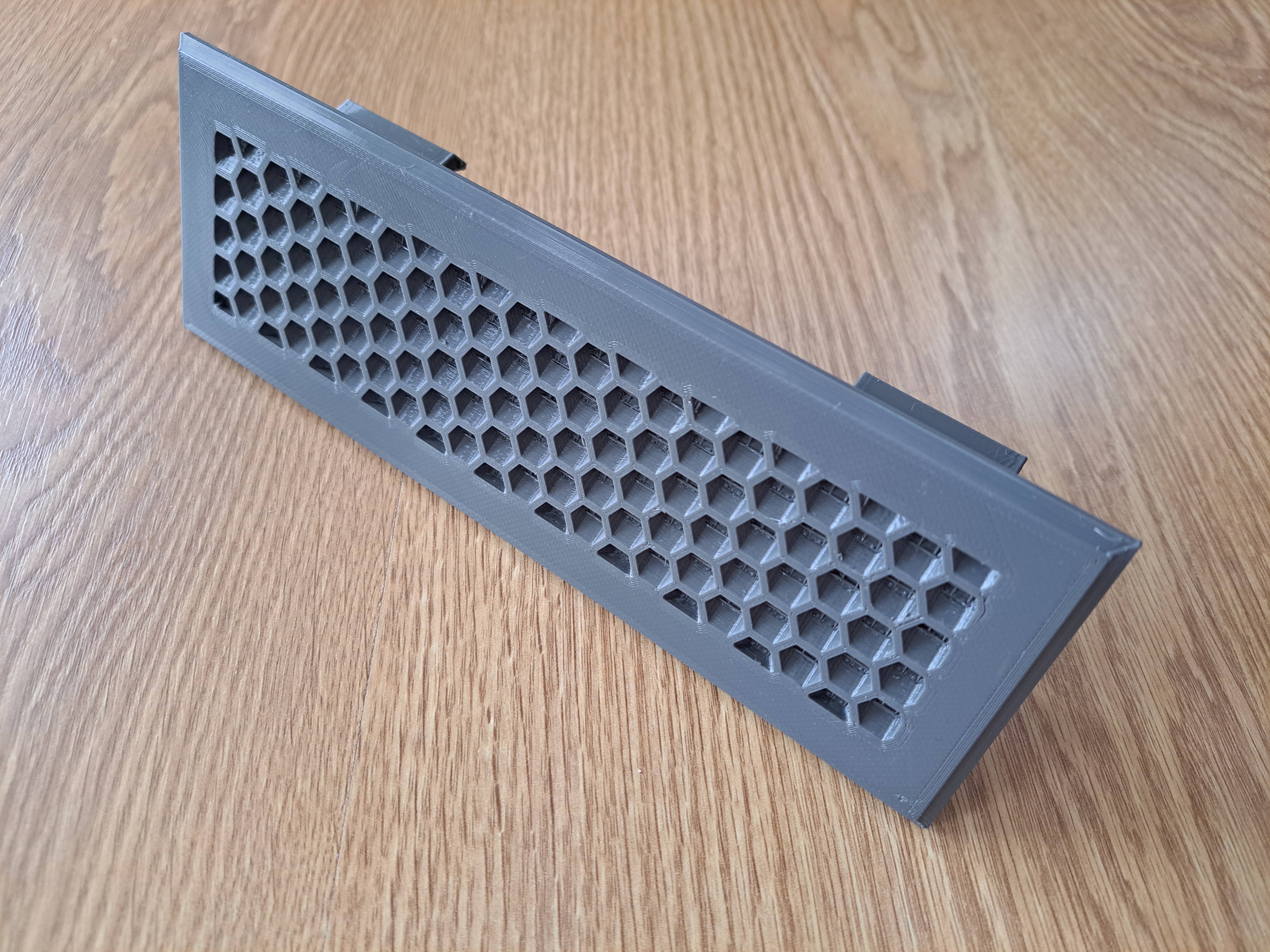 204x60 air vent cover - honeycomb and net