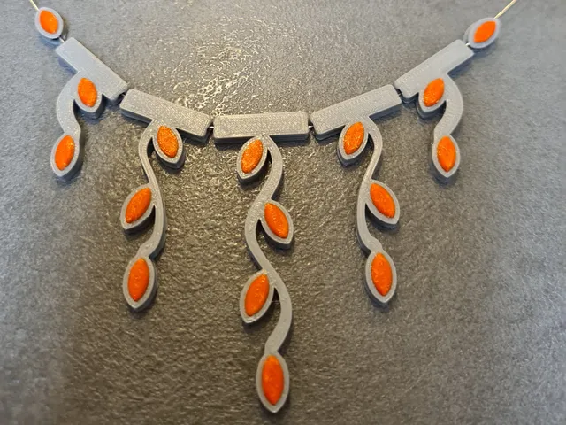 Leaf necklace