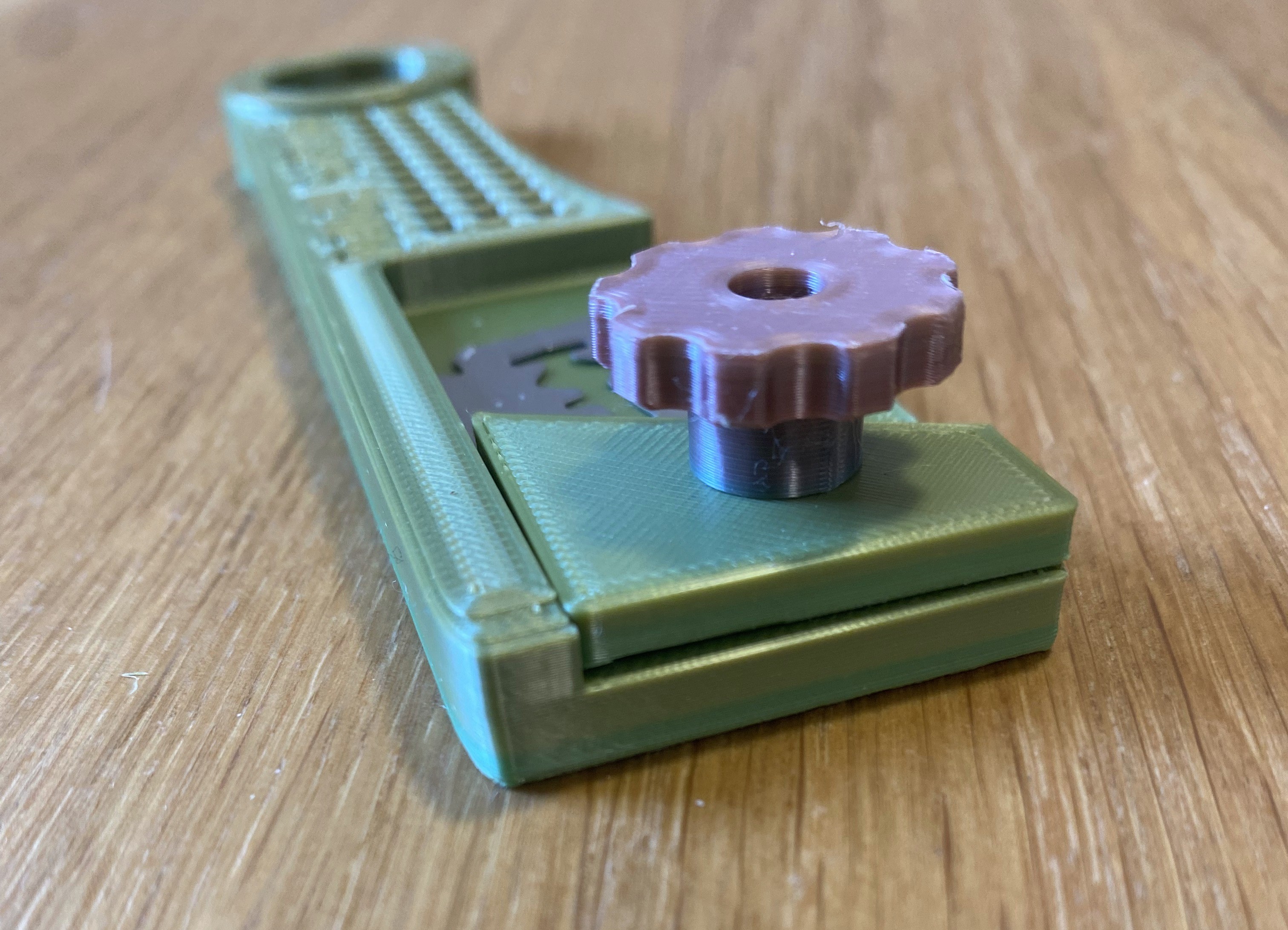 Metric Clamping Knob M4 Remix for M4 Ruthex Insert for Dough scoring knife for razor blade