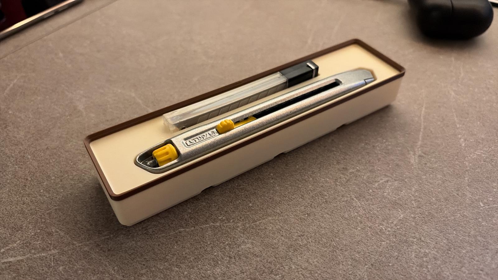 Gridfinity insert 1x4 Stanley 10-095 utility  knife