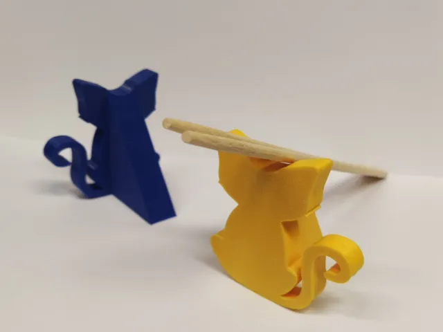 Cat chopstick stand