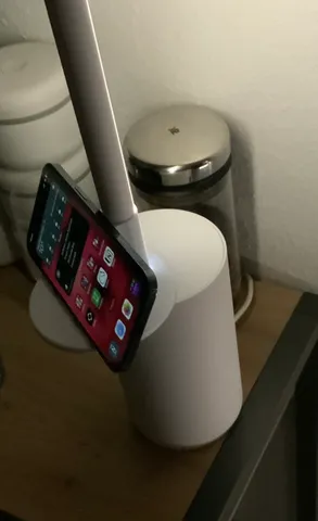 Hue Signe Phone holder