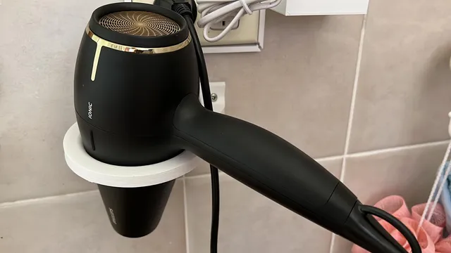 Hairdryer holder