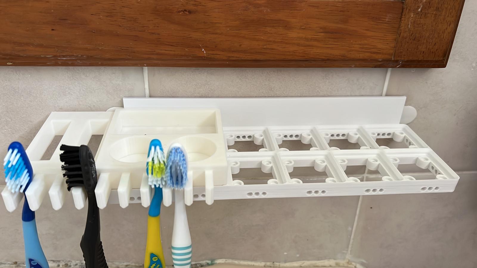 Bathroom gridfinity shelf