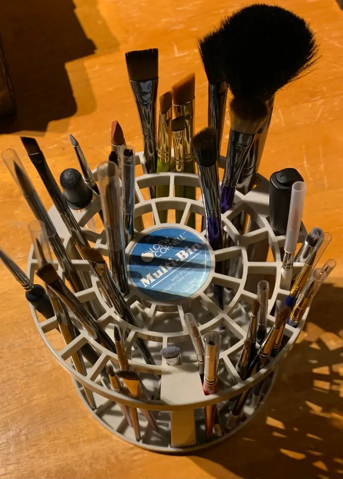 The Beast Paint Brush Stand by Dark Squirrel Designs, Download free STL  model