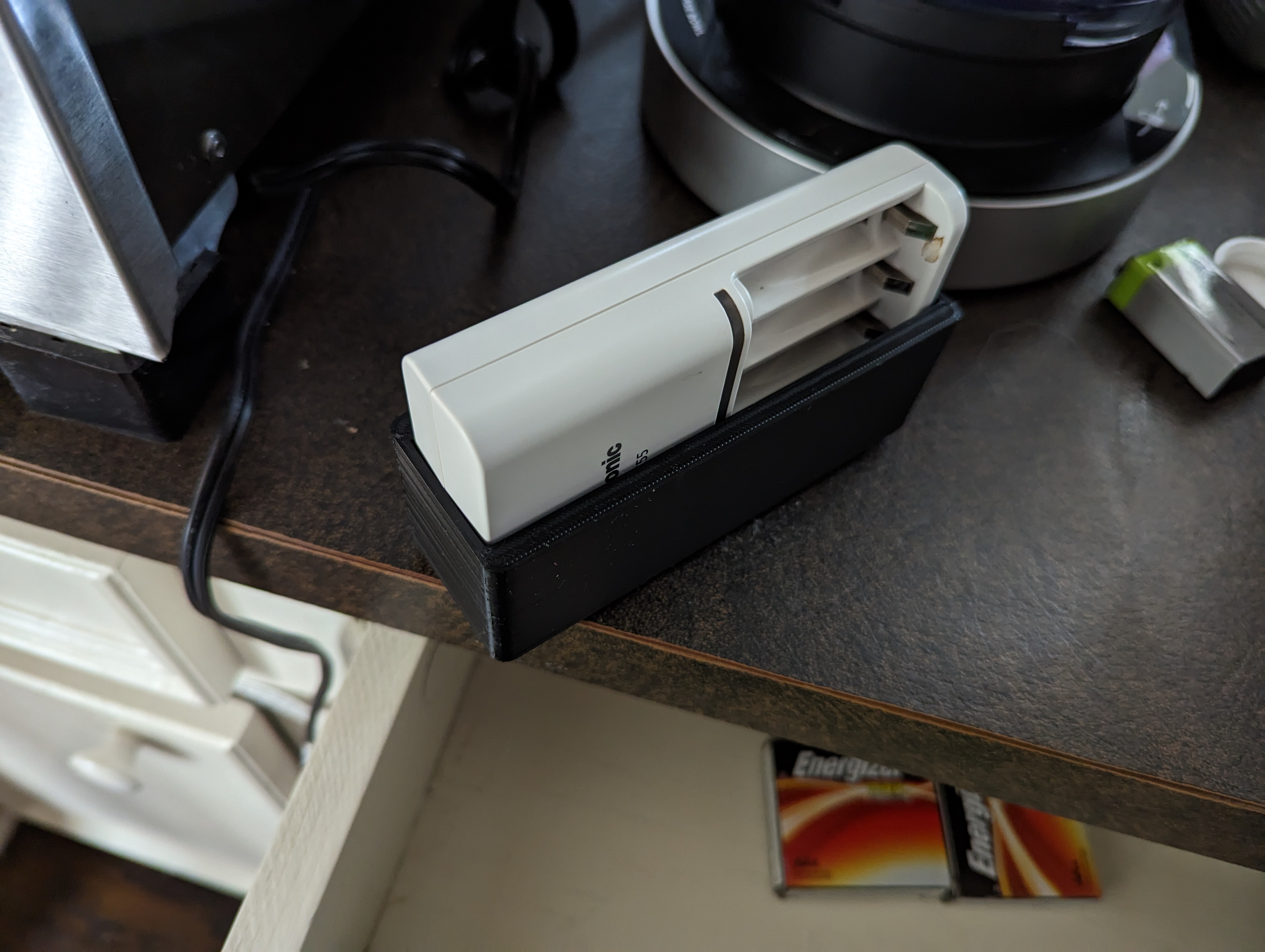 Gridfinity Eneloop Charger Holder