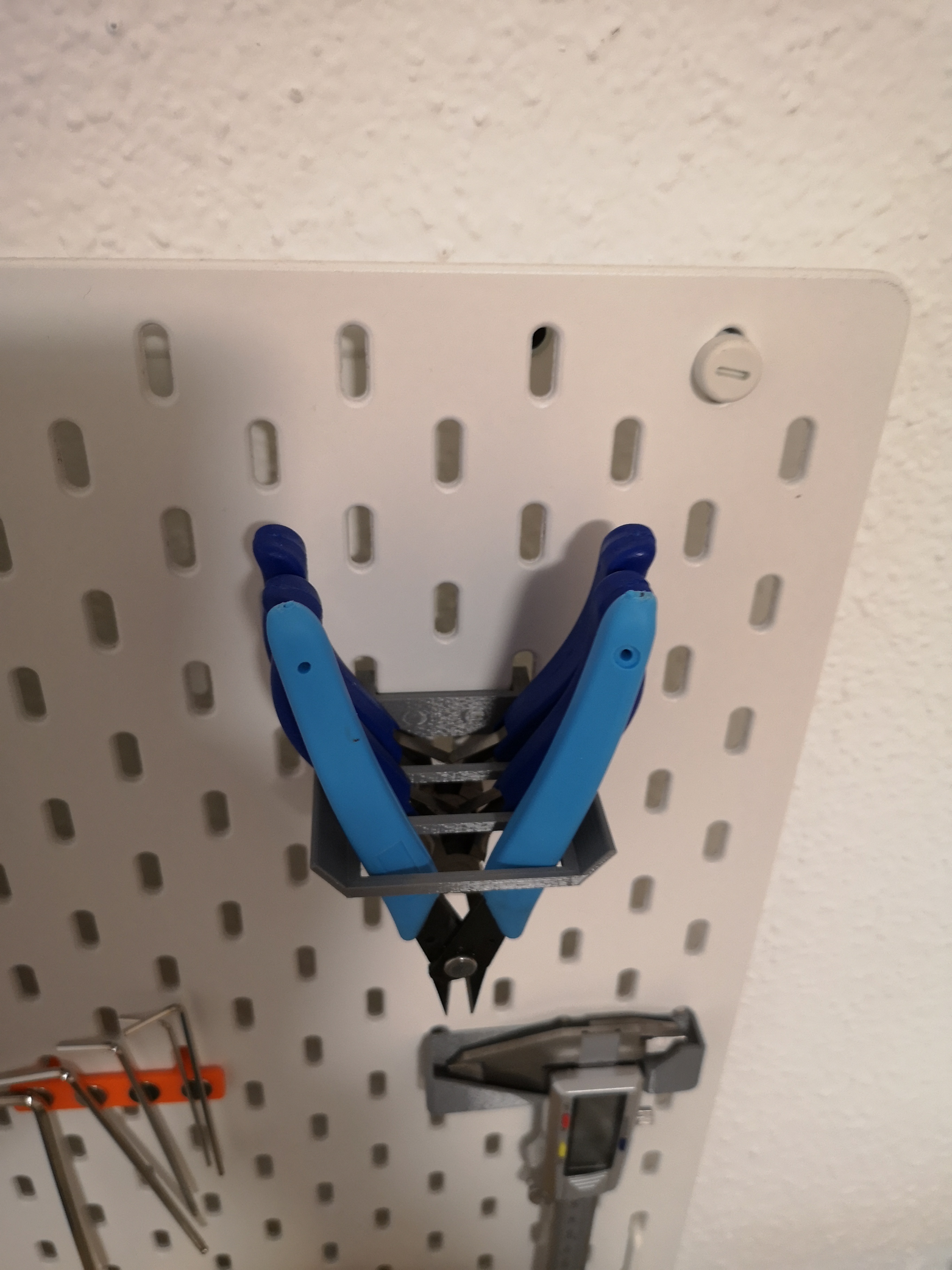 3x Pliers Holder for IKEA SKADIS by M4n1 Download free STL model
