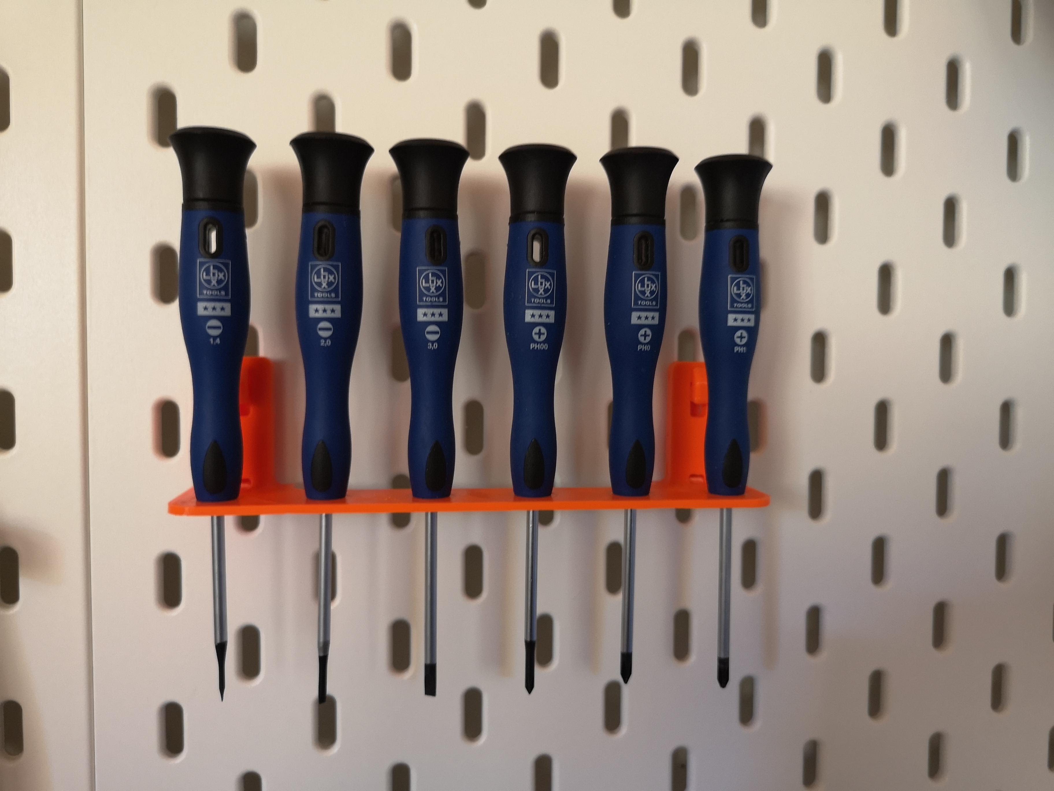 IKEA Skadis Lux Screwdriver Mount by M4n1 Download free STL model