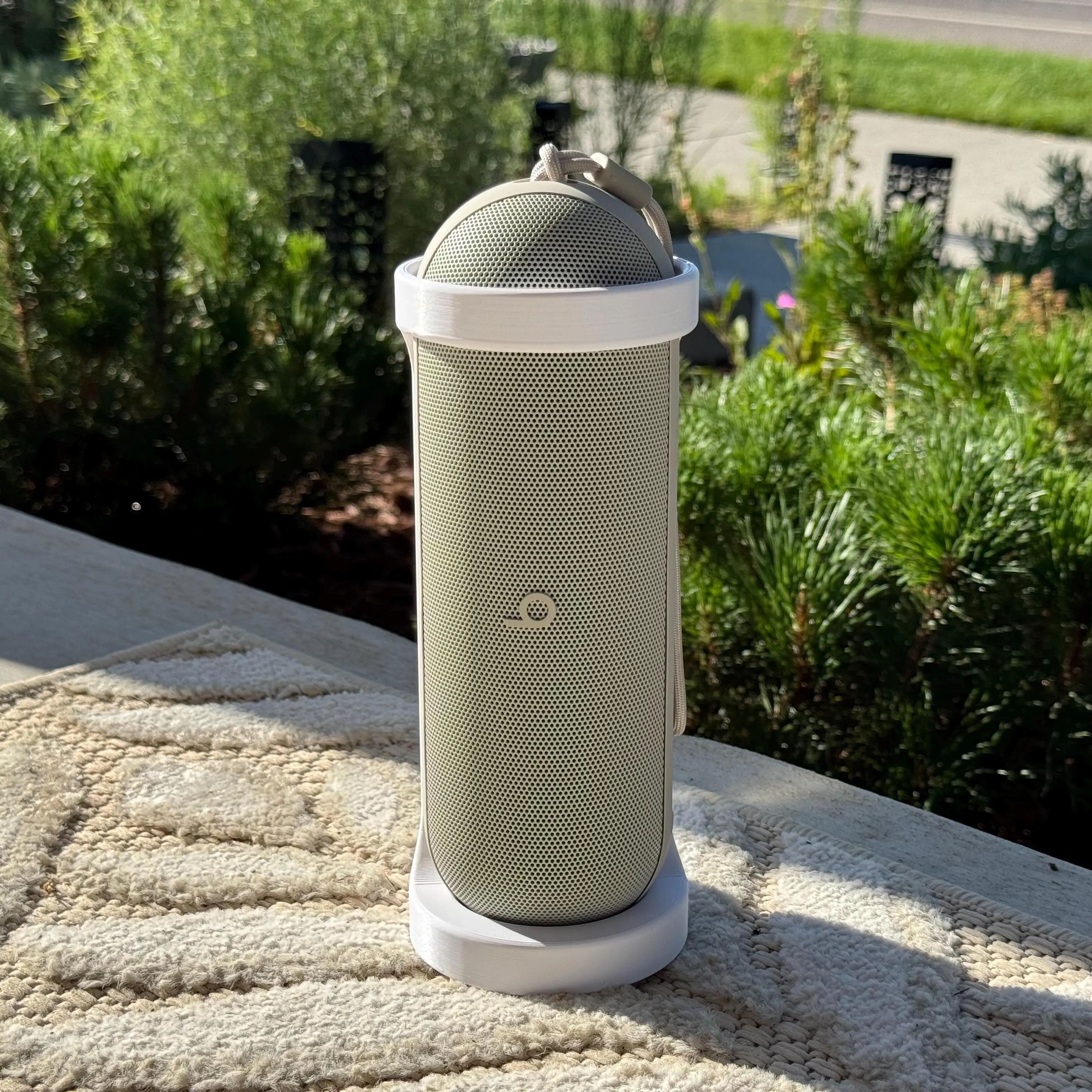 Beats Pill Magnetic Speaker Holder