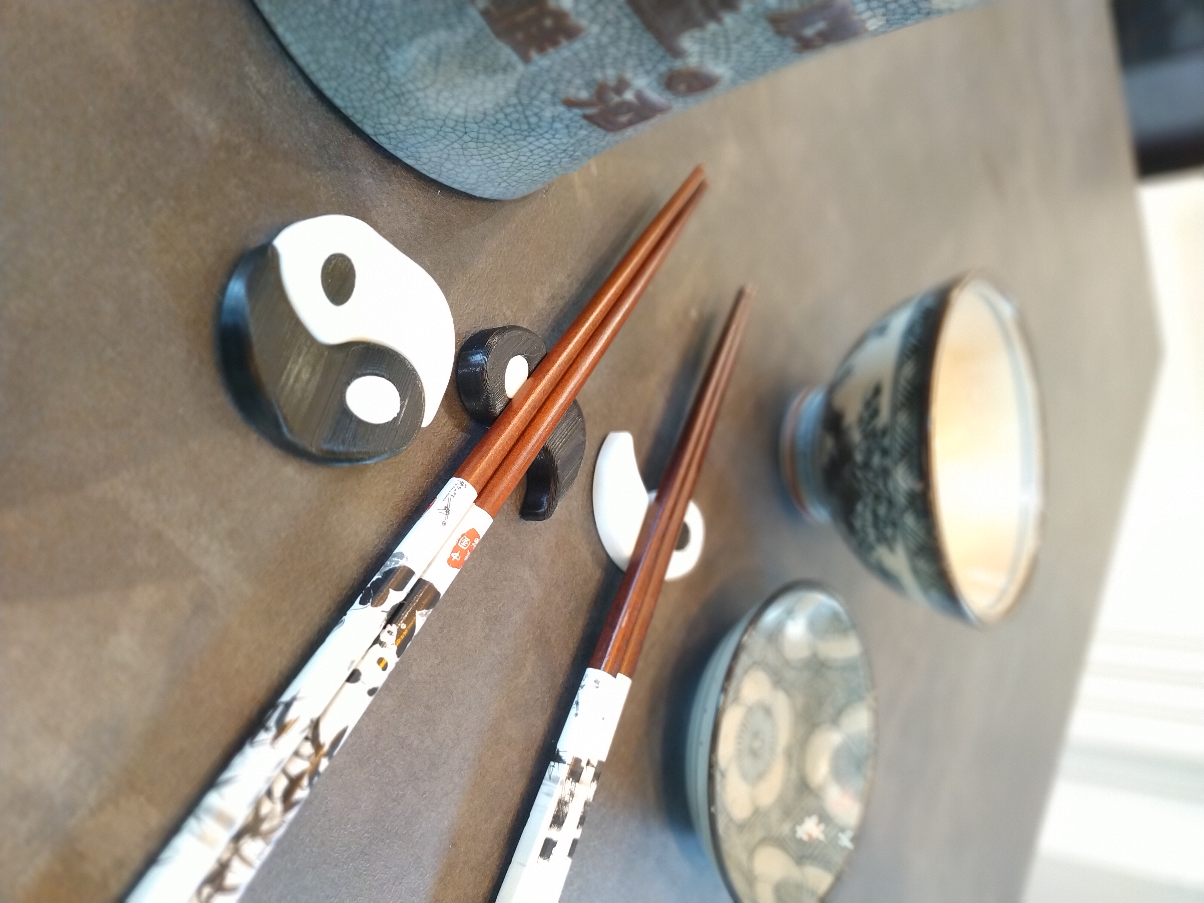 Magnetic Yin & Yang Chopstick Holder Set