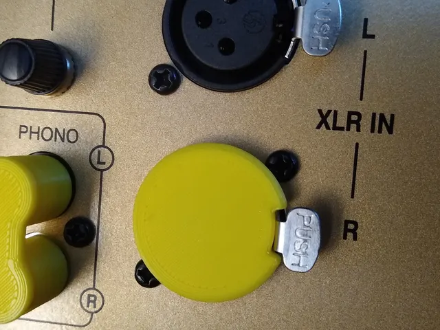 XLR Jack Cover (FreeCAD)