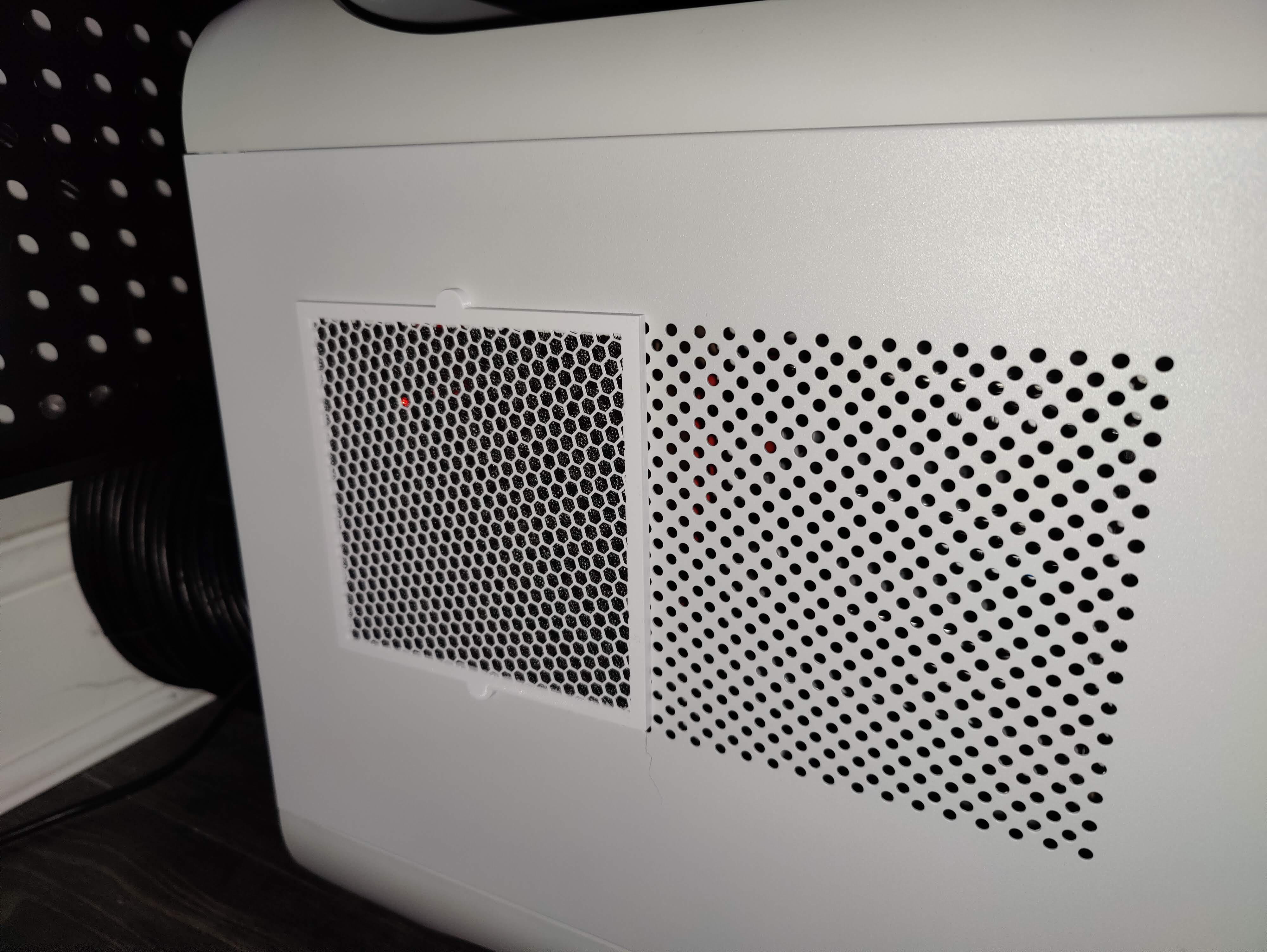 Magnetic 120mm fan filter pad holder