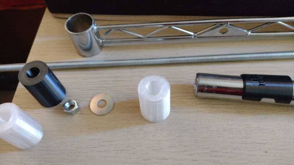 Wire shelving spacer by TCS Download free STL model