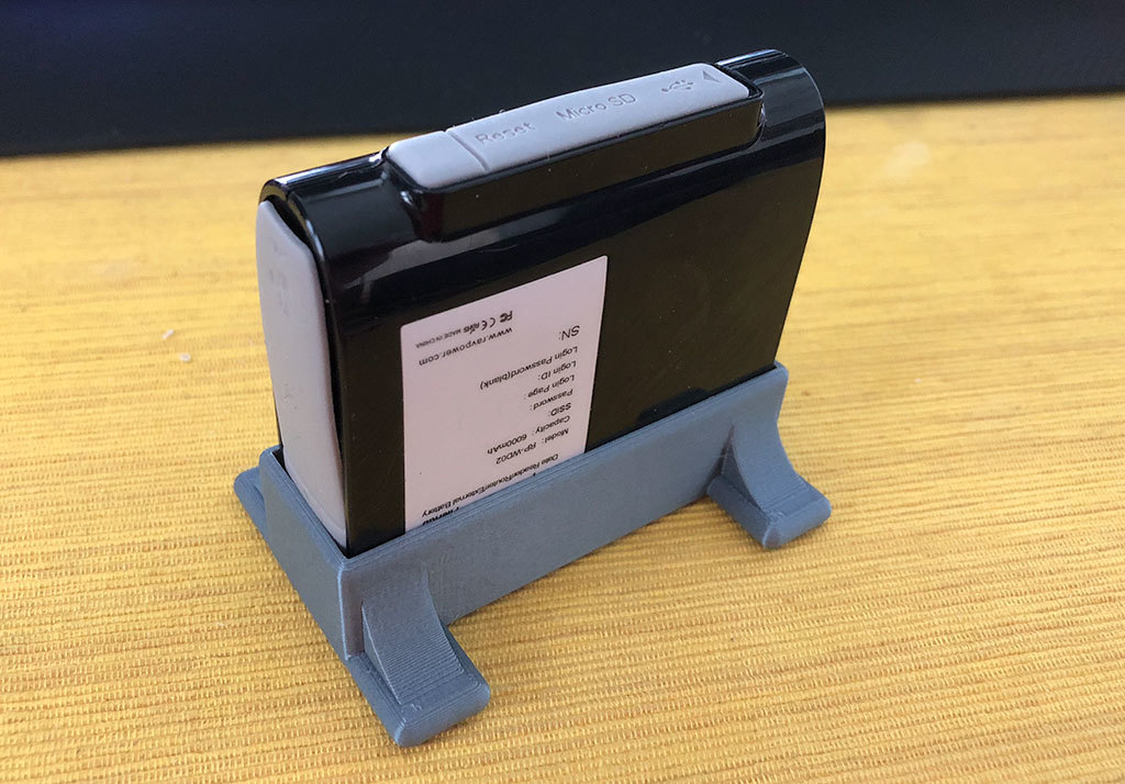RavPower WD02 Desk Stand