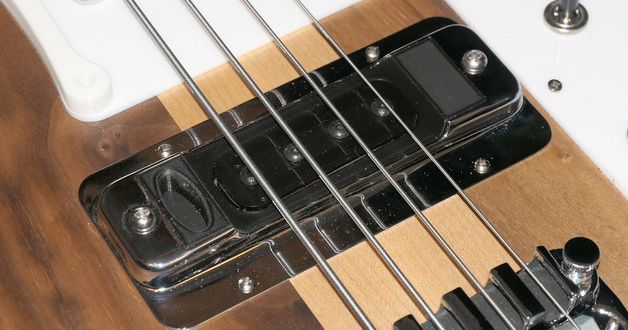 Rickenbacker 4003 Bass Treble Pickup Bezel by PapaBravo | Download