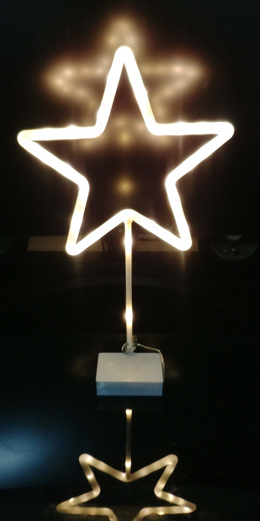 Illuminated 5 Point Star