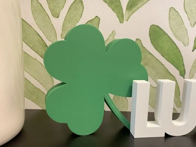 Shamrock Plate for St. Patrick's Day - 3 leaf clover