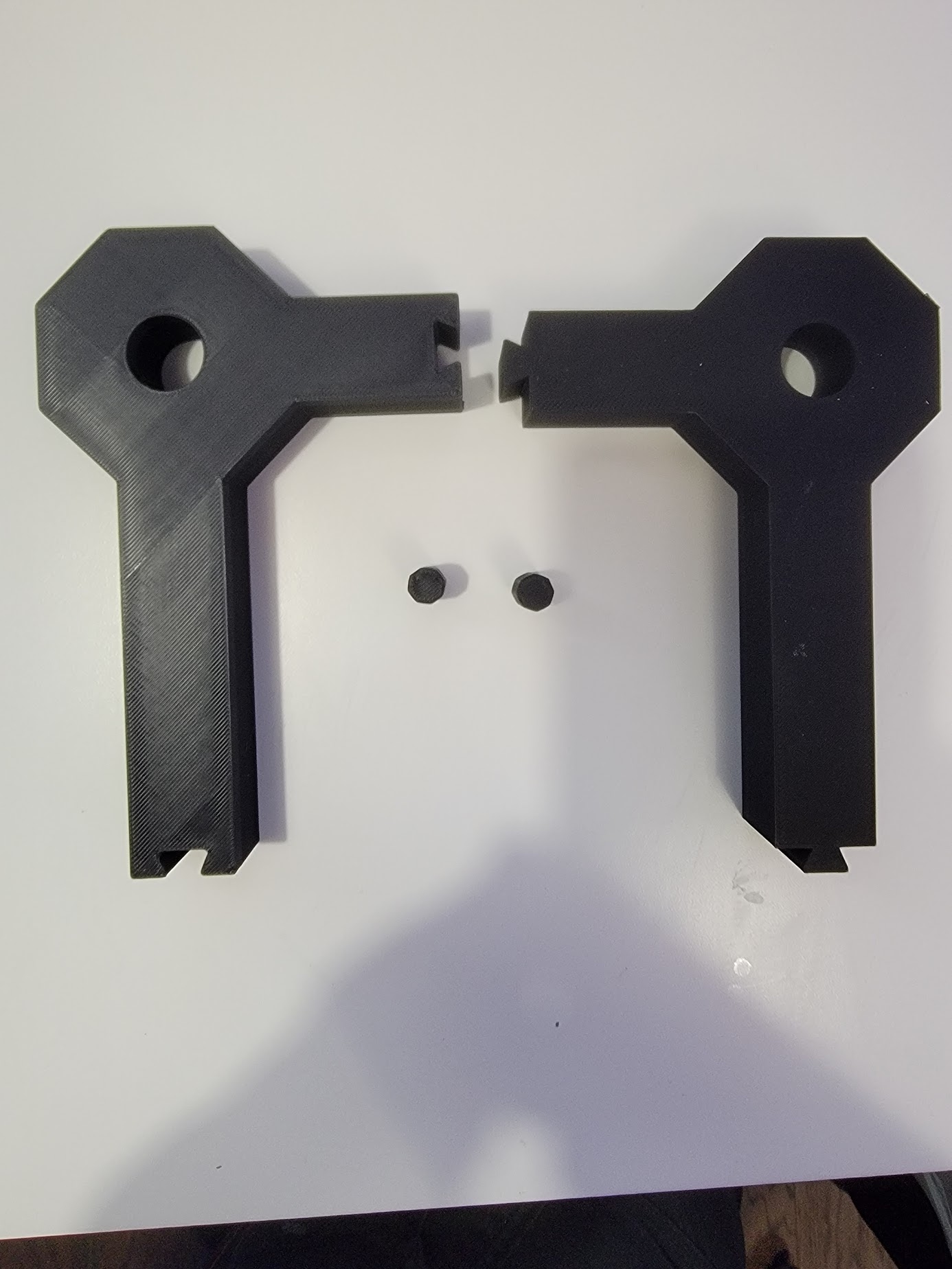 Miniatura 7 do modelo 3D Filament Spool Rack - Stackable - Glueless