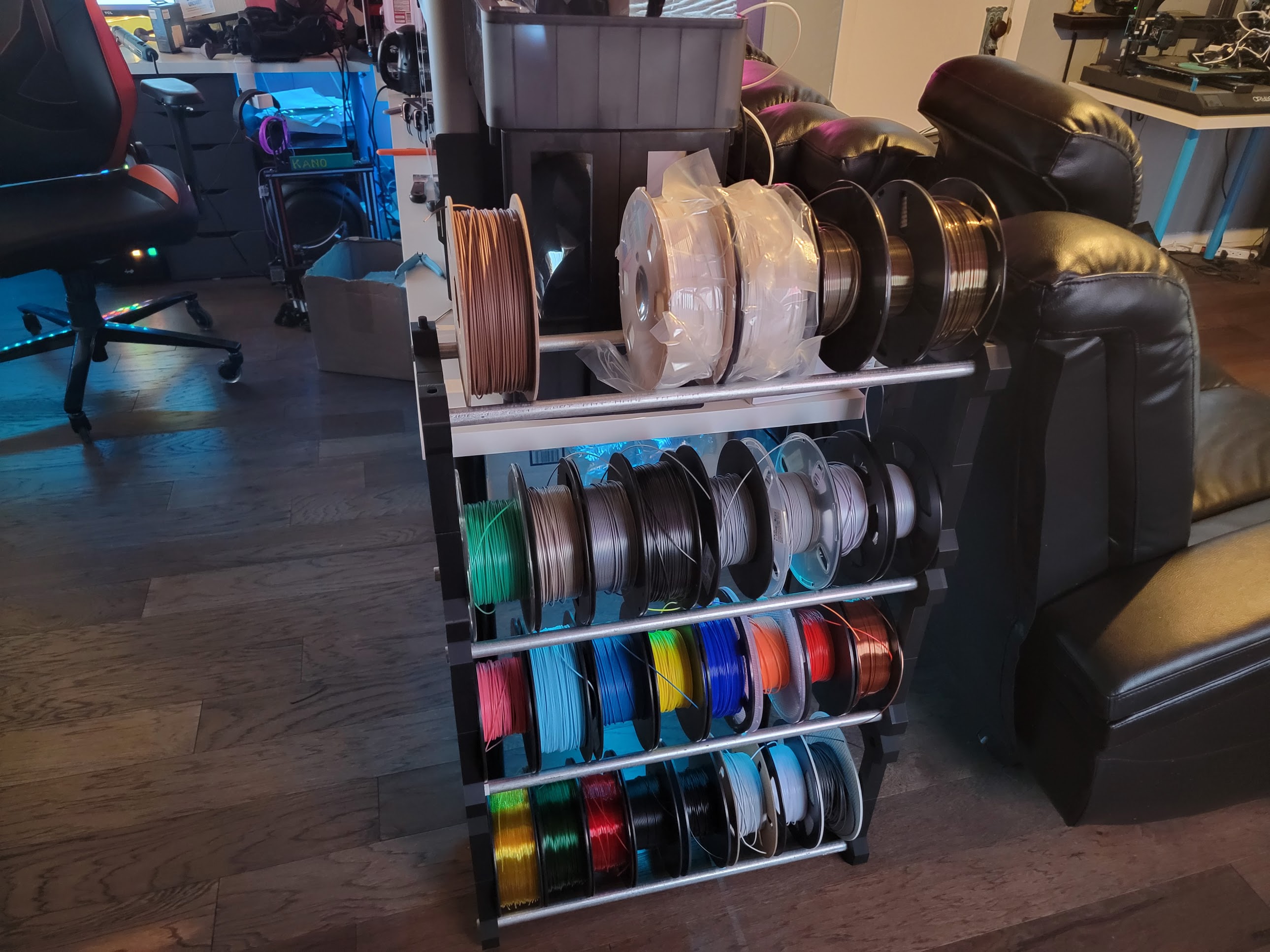 Miniatura 3 do modelo 3D Filament Spool Rack - Stackable - Glueless