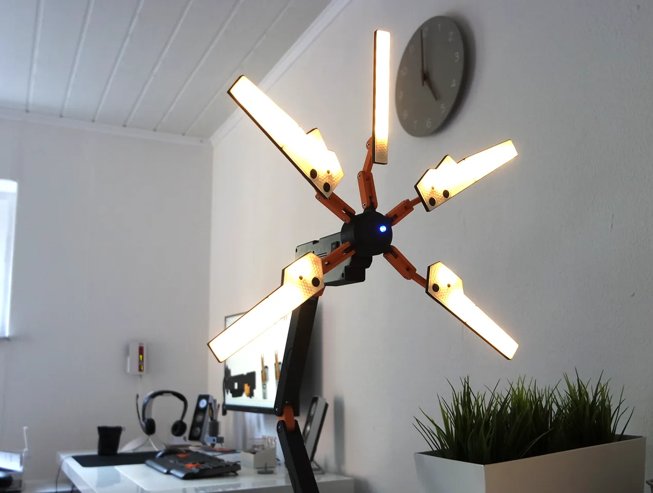 Desk Stranding - The Death Stranding Desk Lamp by Nils Kal