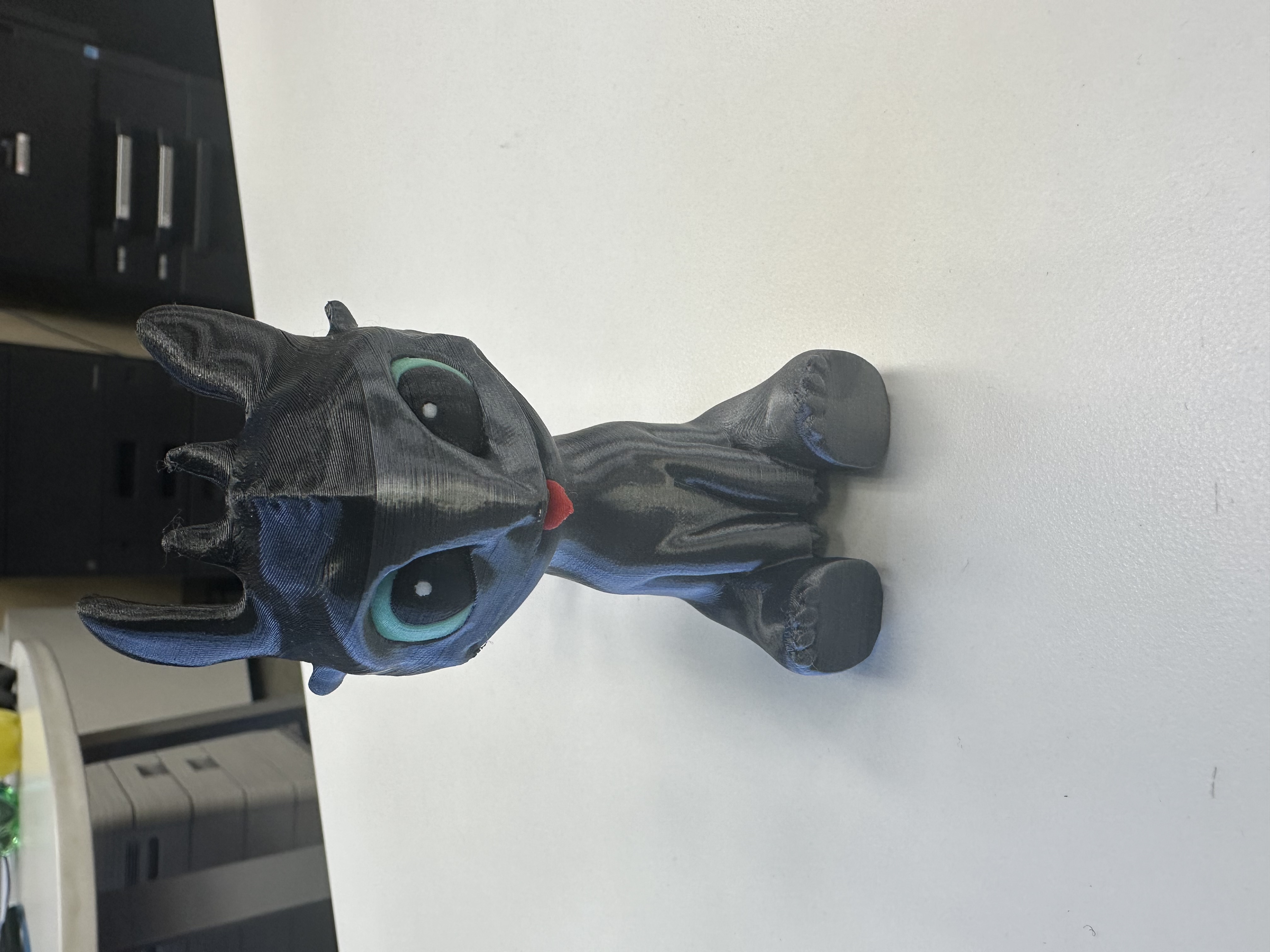 Toothless with thicker tail