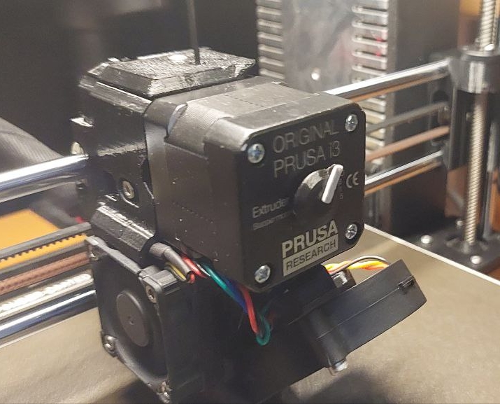 Prusa i3 Extruder Stepper Motor Indicator by Hochkant | Download free ...