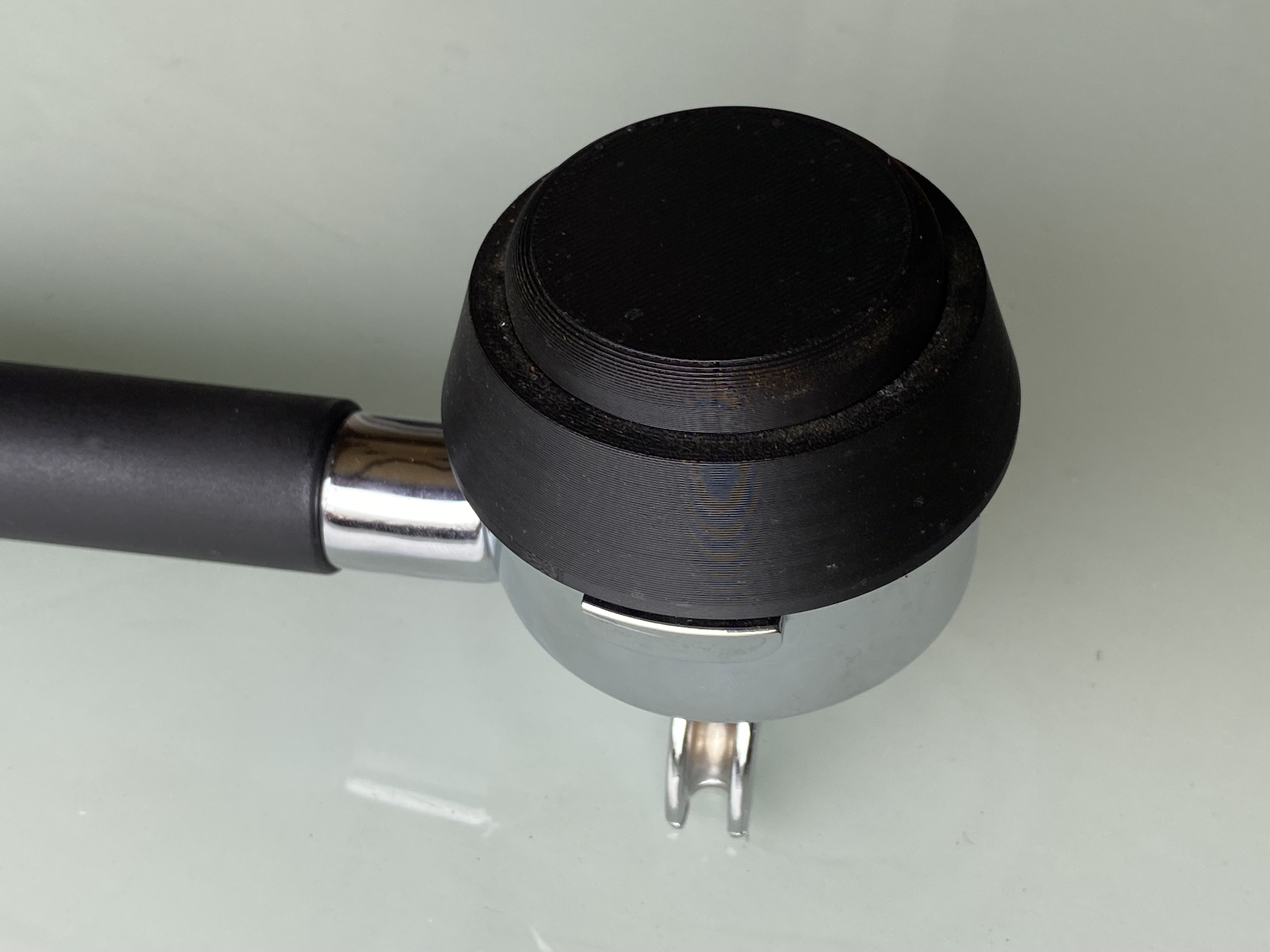 Self-Levelling Palm Tamper