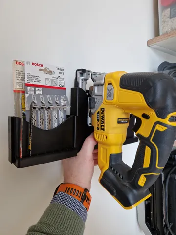 DeWalt Jigsaw Wall mounting & saw-holder