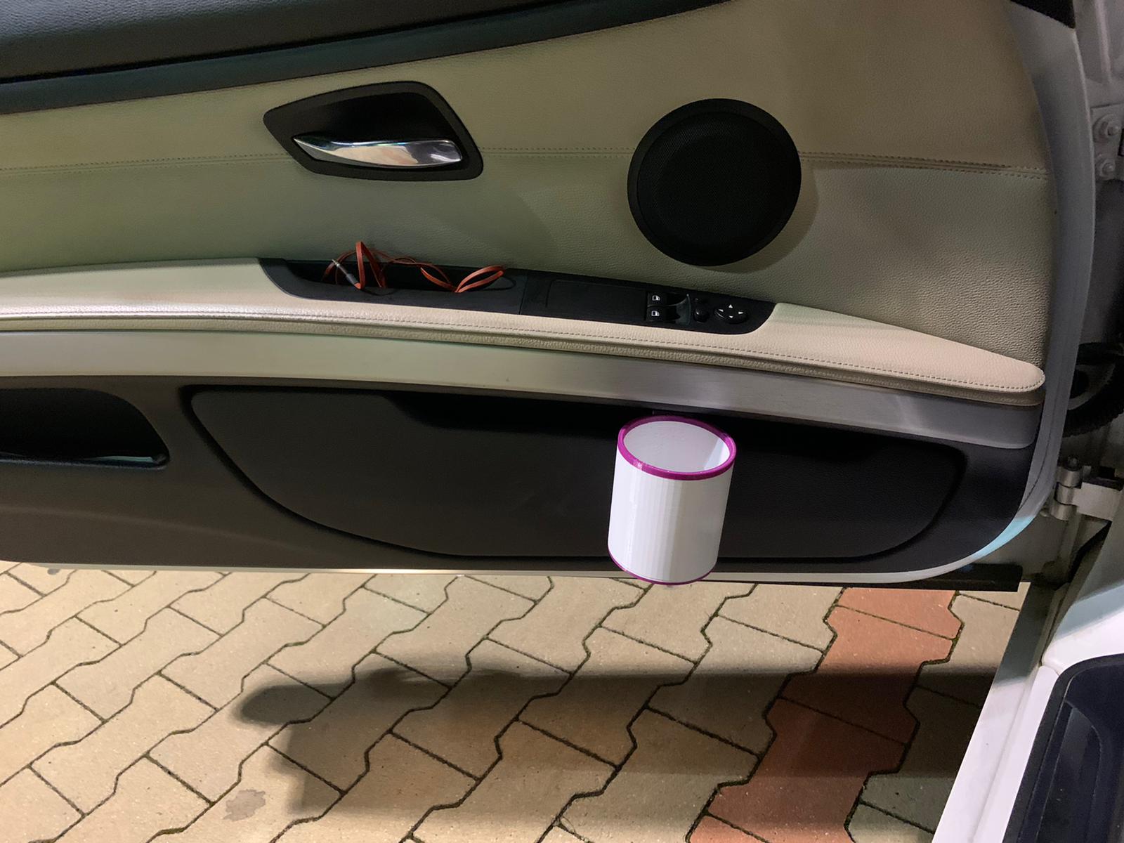 držák piti do auta BMW