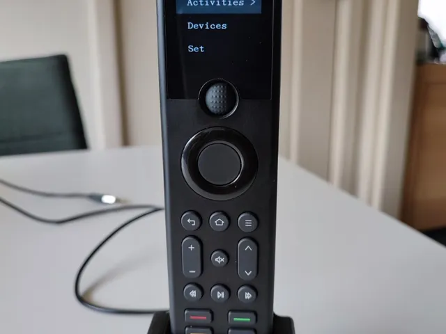 Sofabaton X1 charging dock