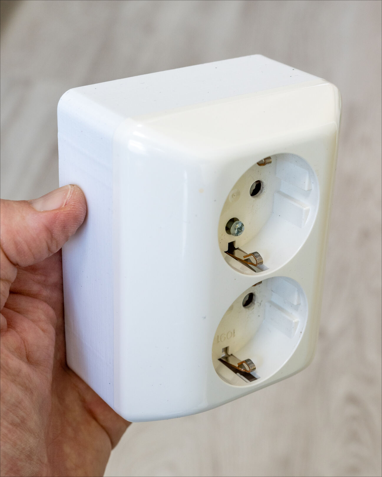 ELKO 2way outlet riser frame by Bent Derailleur Download free STL